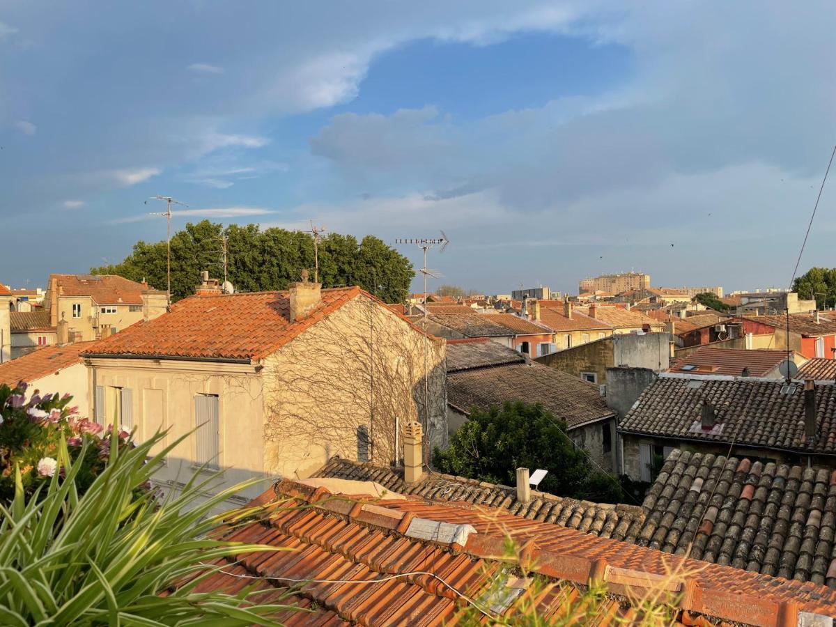 Appartement L'Atypique - T3 Grande Terrasse, Bbq Vue Et Cheminee à Avignon Extérieur photo